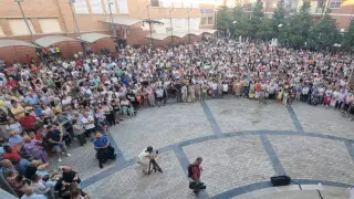 Los vecinos de Ejea de los Caballeros se concentraron en la plaza de la Villa para condenar el asesinato de Susana L. V.