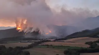 Fotos del incendio forestal en El Pueyo de Araguás