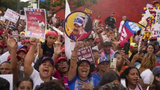 Una Venezuela polarizada vota las presidenciales más inciertas de su historia