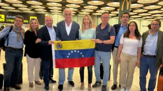 Delegacion de miembros del Partido Popular que han sido expulsados de Venezuela, a 27 de julio de 2024 en el Aeropuerto Adolfo Suárez