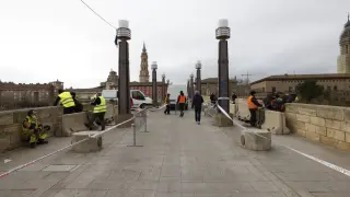 Comienza el montaje de 'Ring de Luxe' en el puente de Piedra
