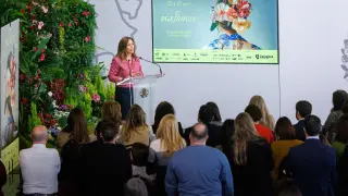 La alcaldesa, Natalia Chueca, en la presentación de Zaragoza Florece 2025.