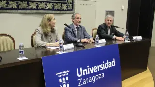 Elia Martínez, Javier García Tirado y Rogelio Altisent, durante la inauguración de la jornada.