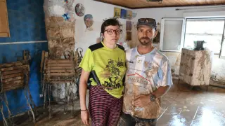 Vecinos de Azuara (Zaragoza) afectados por las tormentas.