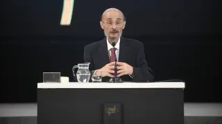 Acto de entrega del retrato de Javier Lambán para la galería de presidentes de la DGA