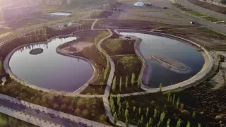 Este parque cuenta con dos zonas separadas de agua y un gran barco pirata.