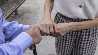 La enfermedad de Alzhéimer es la causa más frecuente de demencia neurodegenerativa.
