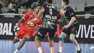 Fotos del partido de balonmano Bada Huesca-Bathco BM Torrelavega