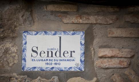 Casa de la infancia de Ramón J. Sender en Alcolea de Cinca.