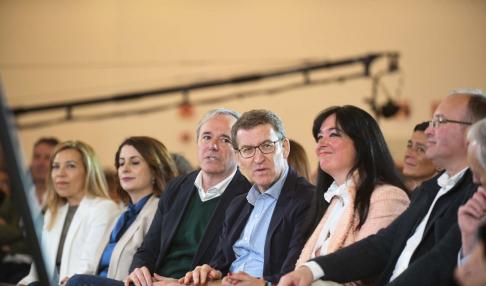 Acto del PP: Feijóo celebra en Zaragoza su aniversario al frente del PP con la entrega de carnés a nuevos afiliados