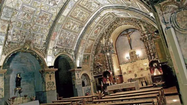 Imágenes de interior de la iglesia de la Virgen de la Carrasca