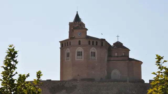 La antigua iglesia de La Asunción de Quinto, más conocida como El Piquete, empezó a construirse a principios del siglo XV.