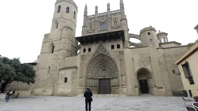 Imagen de la fachada de la Catedral de Santa María de Huesca
