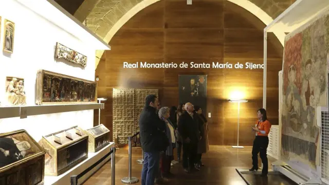La muestra del monasterio de Sijena con los bienes aragoneses.
