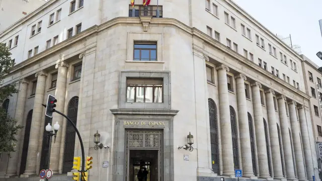 Exterior de la sede del Banco de España en Zaragoza.