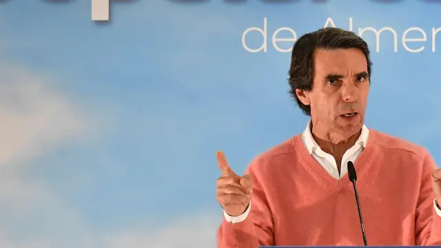 El expresidente del Gobierno de Aragón, José María Aznar, en un acto del PP en El Ejido (Almería).