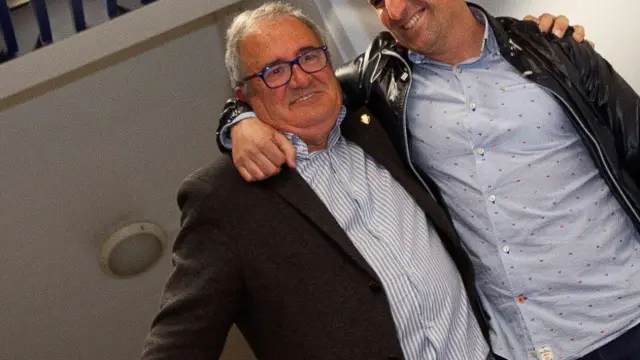 Luis Sabalza (d), junto al entrenador del Osasuna en una imagen de archivo.