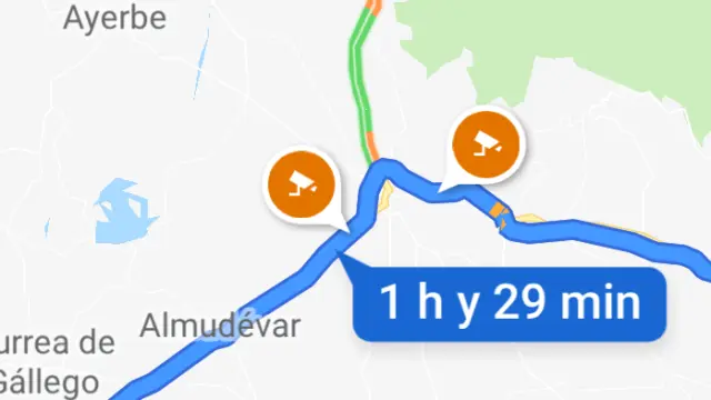 Goggle Maps muestra con un símbolo naranja dos radares fijos junto a Huesca.
