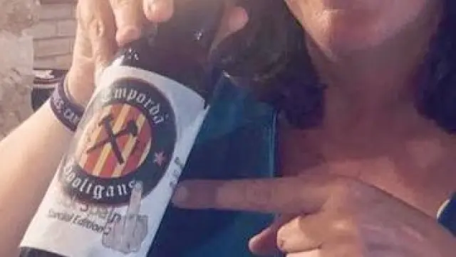 Teresa Jordà promueve una cerveza con el lema "Fuck Spain"