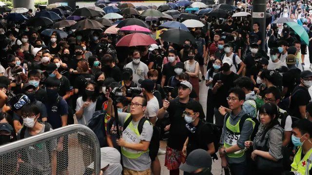 Protestas en el aeropuerto de Hong Kong este domingo