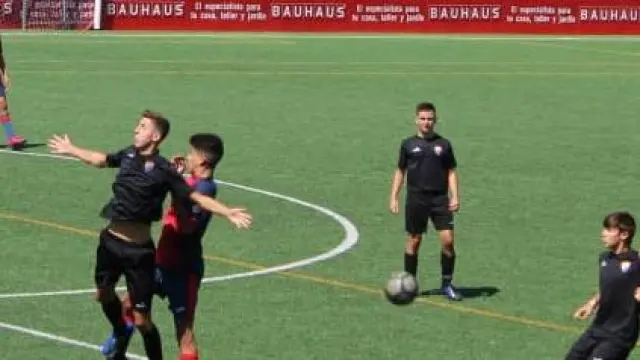 Fútbol-División de Honor Cadete. Oliver-Teruel.