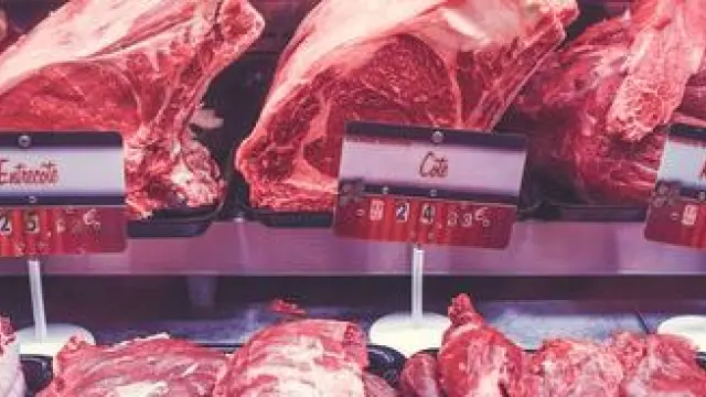 En octubre de 2015 la OMS emitió un comunicado sobre que las carnes procesadas aumentaban el riesgo de cáncer