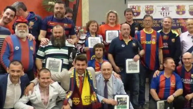 Aficionados del Barça pertenecientes a las peñas de Aragón, Navarra y La Rioja.