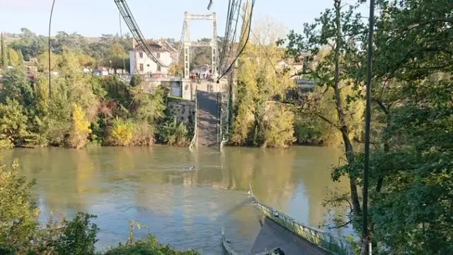 Así ha quedado el puente sobre el río