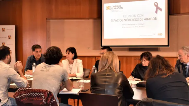 Imagen de la reunión mantenida en la Diputación de Huesca.