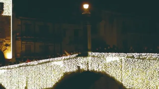 Iluminación navideña en Valderrobres.