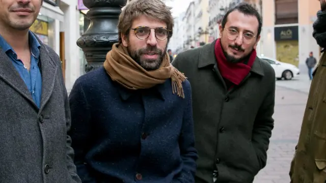 Roger Padilla, Guillem Gisbert, Arnau Vallvé y Martí Maymó posan el pasado miércoles en la calle de Alfonso I de Zaragoza.