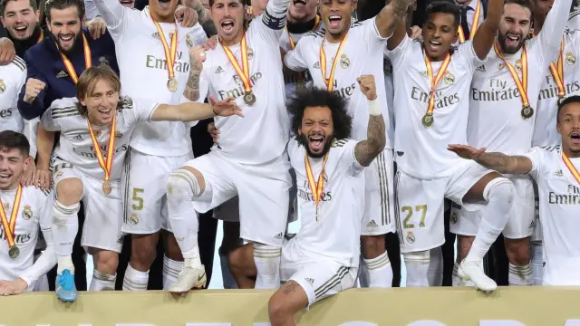 El Real Madrid, tras ganar la Supercopa dente al Atlético en Arabia Saudí.