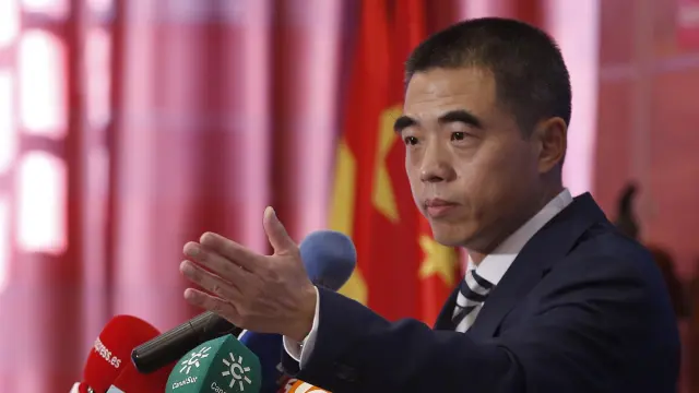 El responsable de negocios de la embajada china en España, Yao Fei, ha comparecido este martes ante los medios de comunicación