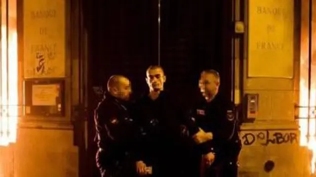 Piotr Pavlenski quemó un banco en París