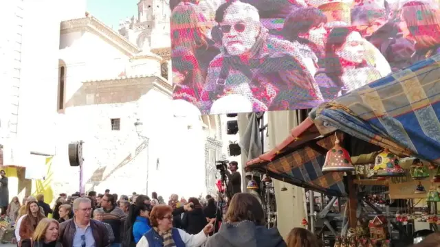 Gentío en las calles de Teruel.