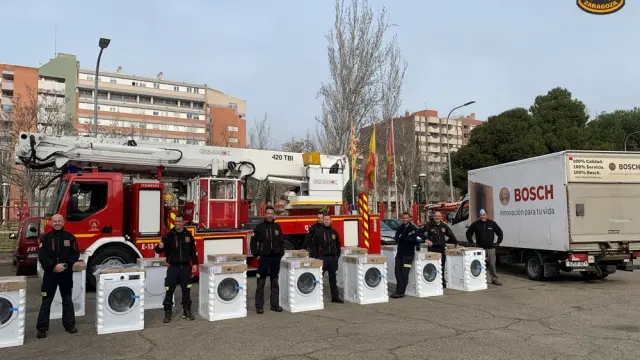 Balay dona 14 lavadoras y secadoras a los Bomberos de Zaragoza
