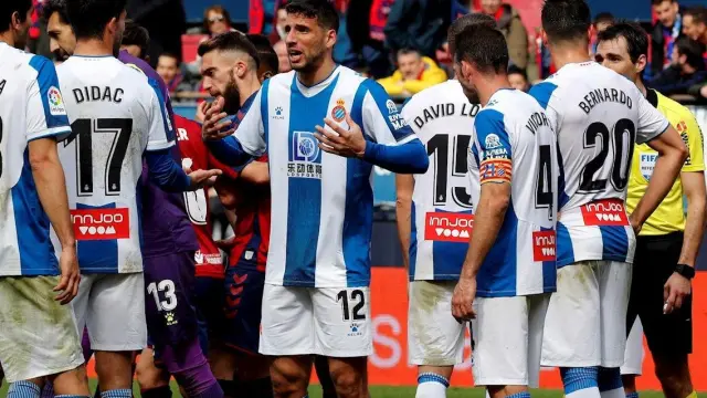 Imagen de los jugadores del Espanyol en uno de los partidos previos al parón de la liga hace ya mes y medio.