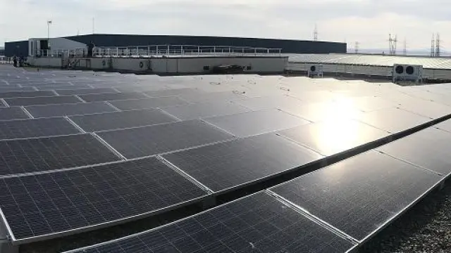 Instalación fotovoltaica de Cárnicas Gallego.