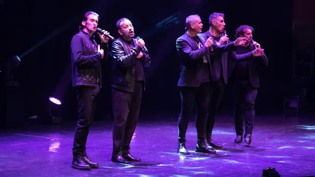 Los integrantes de B Vocal, en el concierto de ayer en el Auditorio de Zaragoza.