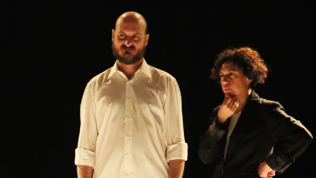 Diego Garisa, Nicolás Sanz y María Pérez, protagonistas de la obra.