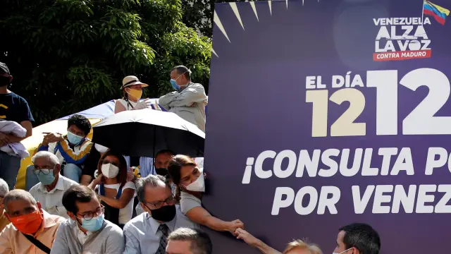 El líder opositor venezolano Juan Guaidó anima a participar en la consulta popular, del 7 al 12 de diciembre.