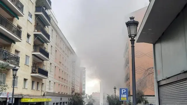 Fuerte explosión en un edificio de Madrid