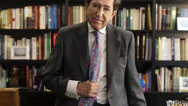 El psiquiatra Enrique Rojas, en su despacho de Madrid.