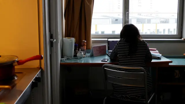 Estudiante en una residencia de París.