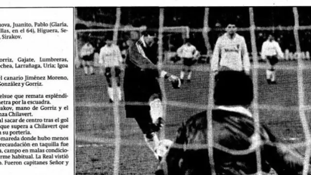 Fotografía de Heraldo en la que se recoge el gol de penalti de Chilavert a la Real Sociedad y la ficha del partido de 1990.