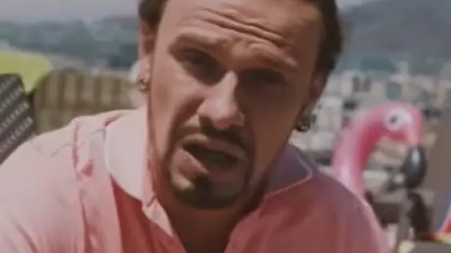 Captura del vídeo paródico de 'Polònia' sobre la marcha de Iglesias.