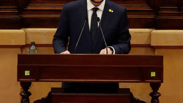 El candidato de ERC a la presidencia de la Generalitat, Pere Aragonès, interviene en la primera jornada del debate de su investidura