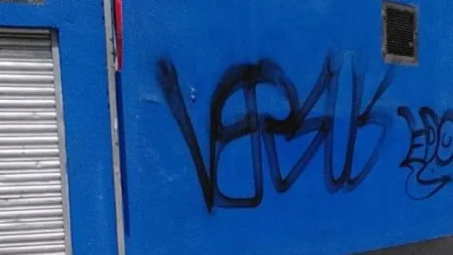 Pintadas vandálicas.