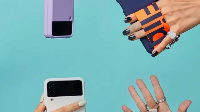 El nuevo Galaxy Flip, como su predecesor, es más un accesorio de moda que un smartphone, y ahora cuenta con accesorios a juego para llevarlo con estilo