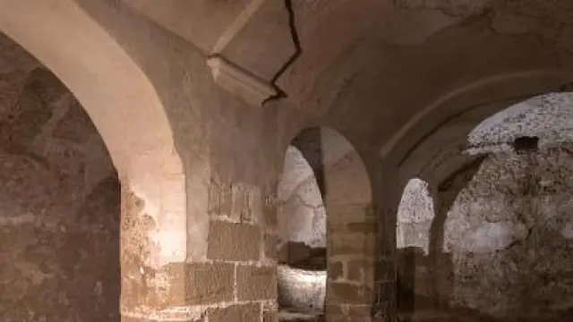 Interior del polvorín de la Guerra Civil descubierto en el edificio de obediencias de La Cartuja de Las Fuentes de Sariñena.